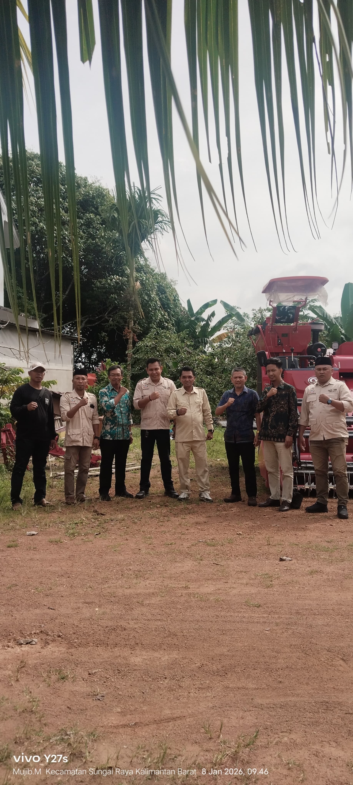Petani Sungai Asam Terima Alsintan dari TMI Kubu Raya, Program Penguatan Pertanian Terus Diperluas!
