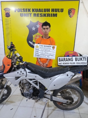Unit Reskrim Polsek Kualuh Hulu berhasil menangkap pencurian sepeda Motor di area parkir Masjid Baitul Iman 