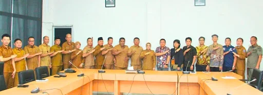 Bupati  Hadiri Rapat LKPD Tahun Anggaran 2025 bersama BPK Sumut  di Ruang Rapat  Bupati Labuhanbatu 