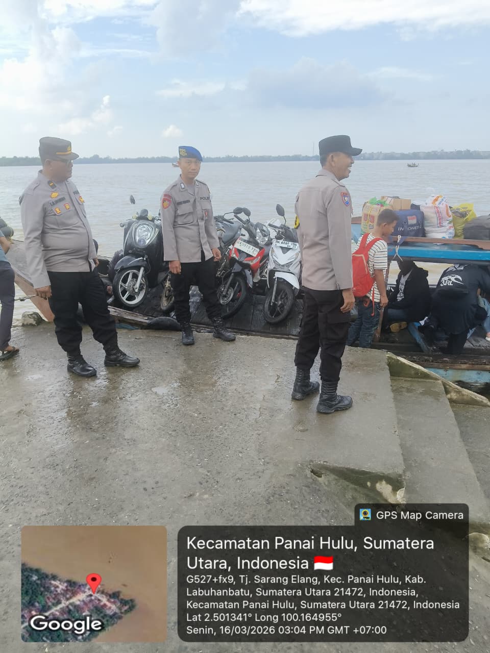Polres Labuhanbatu Lakukan Pemantauan Aktivitas Kapal Penyeberangan Tanjung Sarang Elang – Labuhan Bilik