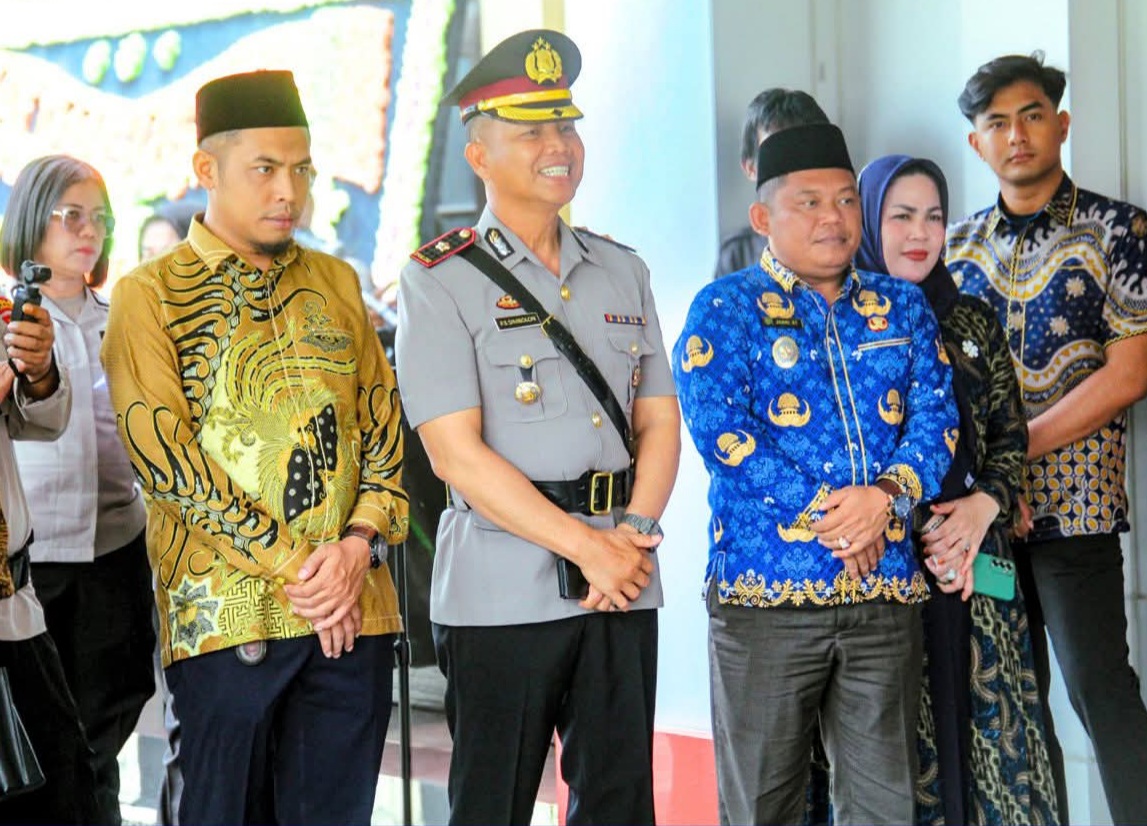 Wakil bupati Labuhanbatu Hadiri acara Pisah sambut Waka Polres di Aula Yan Piter Mapolres Labuhanbatu.