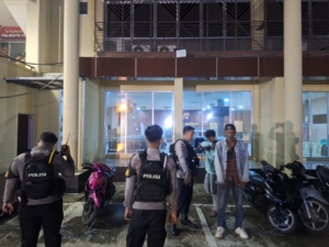 Respon Cepat Call Center 110, Patroli Enggang Polresta Pontianak Amankan Pelaku dan Penadah HP Hilang