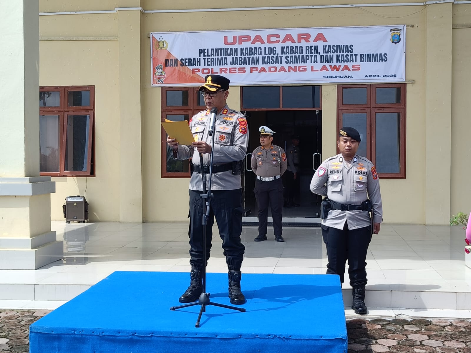 Kapolres Palas Pimpin Upacara Pelantikan Kabag Log, Ren, Kasiwas dan Sertijab Kasat Samapta Serta Kasat Binmas