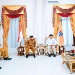 Wakil Bupati H.Jamri ST  menerima audiensiPerum Bulog Cabang di Rumah Dinas Bupati Labuhanbatu. 