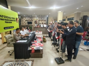 Operasi Besar Polda Kalbar Ungkap 42 Kasus PETI dan Penyalahgunaan Migas!