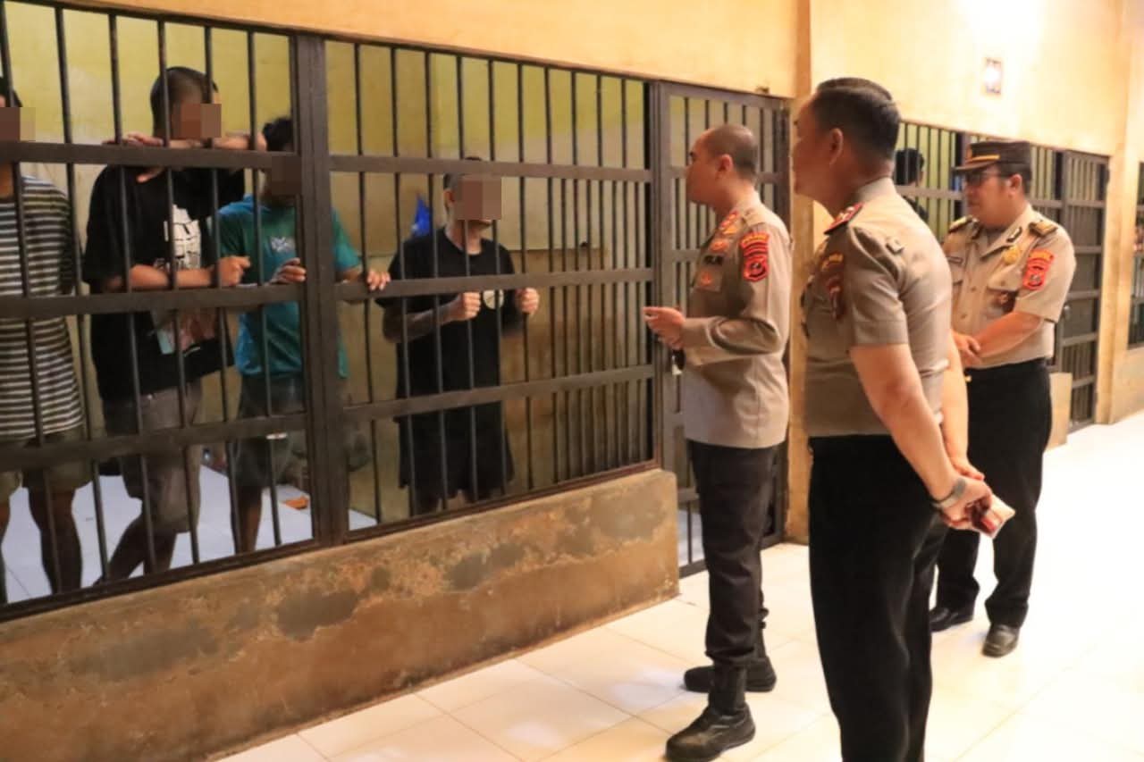Kapolres dan wakapolres Cek RTP, kondisi sekaligus Beri Motivasi Kepada Tahanan