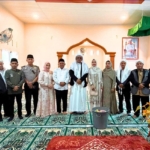 Wabup didampingi Ketua TP-PKK Labuhanbatu menghadiri sekaligus meresmikan Majelis Dzikir Daarul Istiqomah Thariqat Naqsyabandiyah Al-Kholidiyah Jalaliyah di Dusun Siluman.