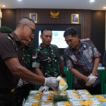 Gagalkan Peredaran Narkoba Skala Besar, Kodam XII/Tpr Amankan 21,4 Kg Sabu dan Serahkan WNA Malaysia ke BNNP Kalbar