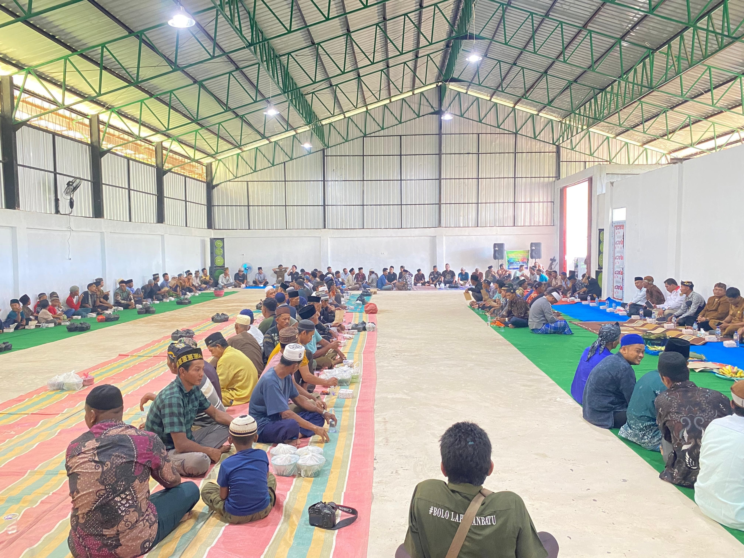 Sarat Makna dan Budaya, Wabup Labuhanbatu Hadiri Tradisi Sedekah Bumi di Panai Hilir